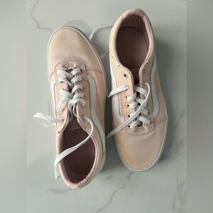 Vans Used very good condition Size Mens 8.5 Women 10